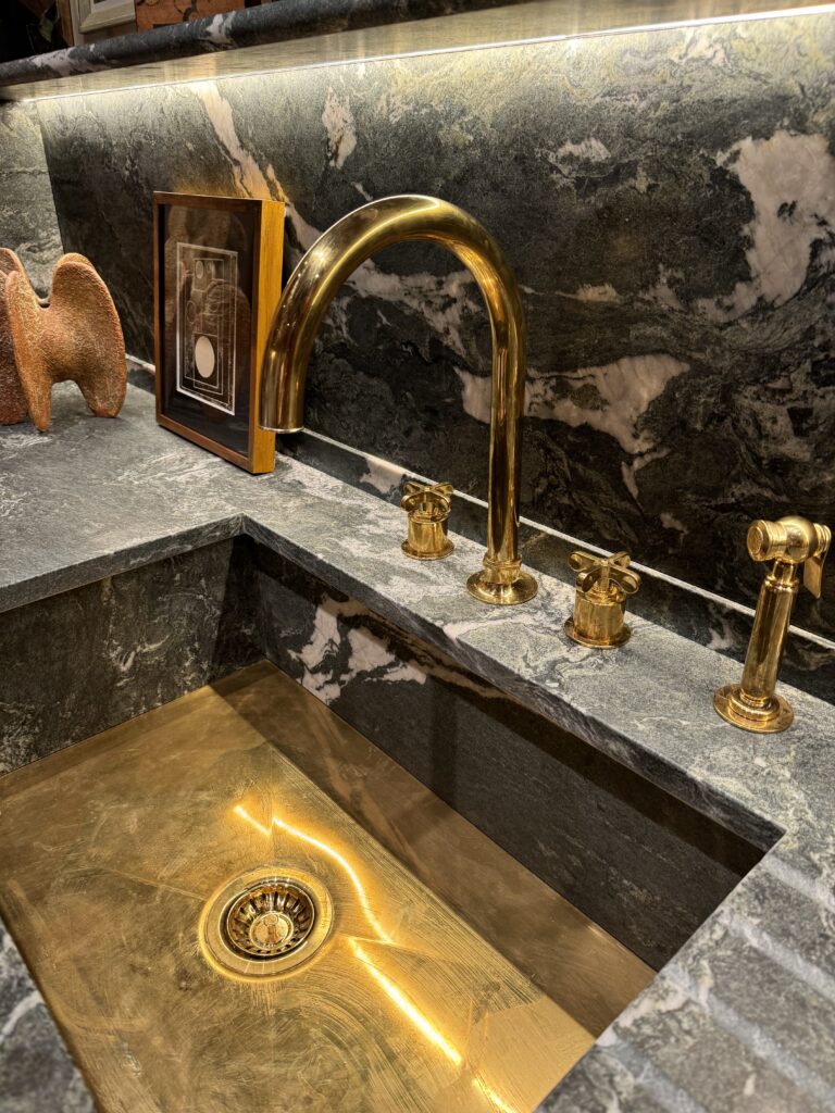 Gold Kitchen sink and tap- wow house